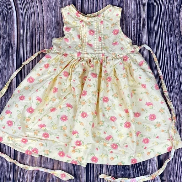 Spring Dress - Picture 1 of 9